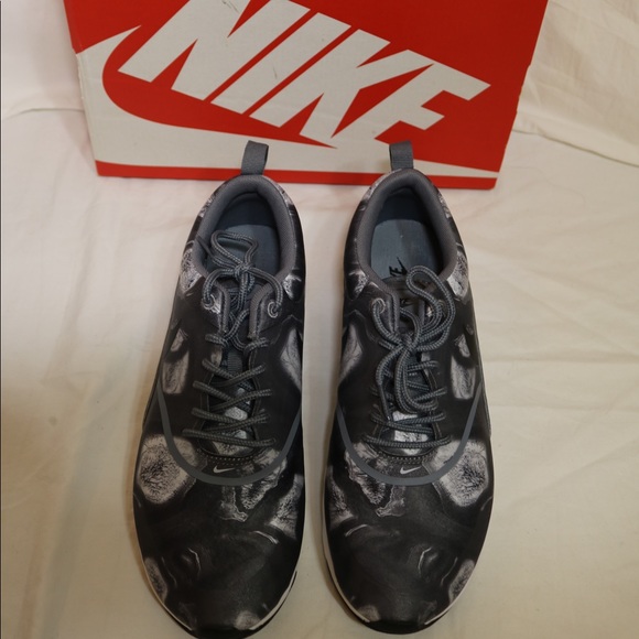 New in box Nike air max size 8 workout run shoes - Picture 2 of 8